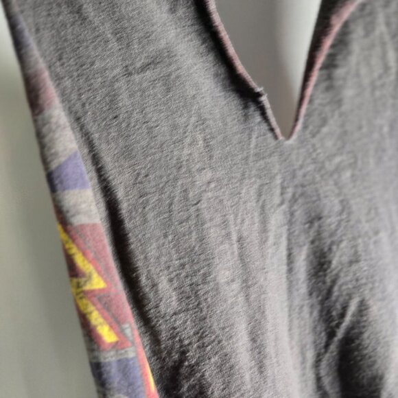 BOHO DIY Distressed Def Leppard Rock Shirt Upcycled Fringed Size SMALL (34-36) - Picture 8 of 10